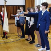 Zdjęcie - Ślubowanie klas pierwszych (październik 2021 r.)